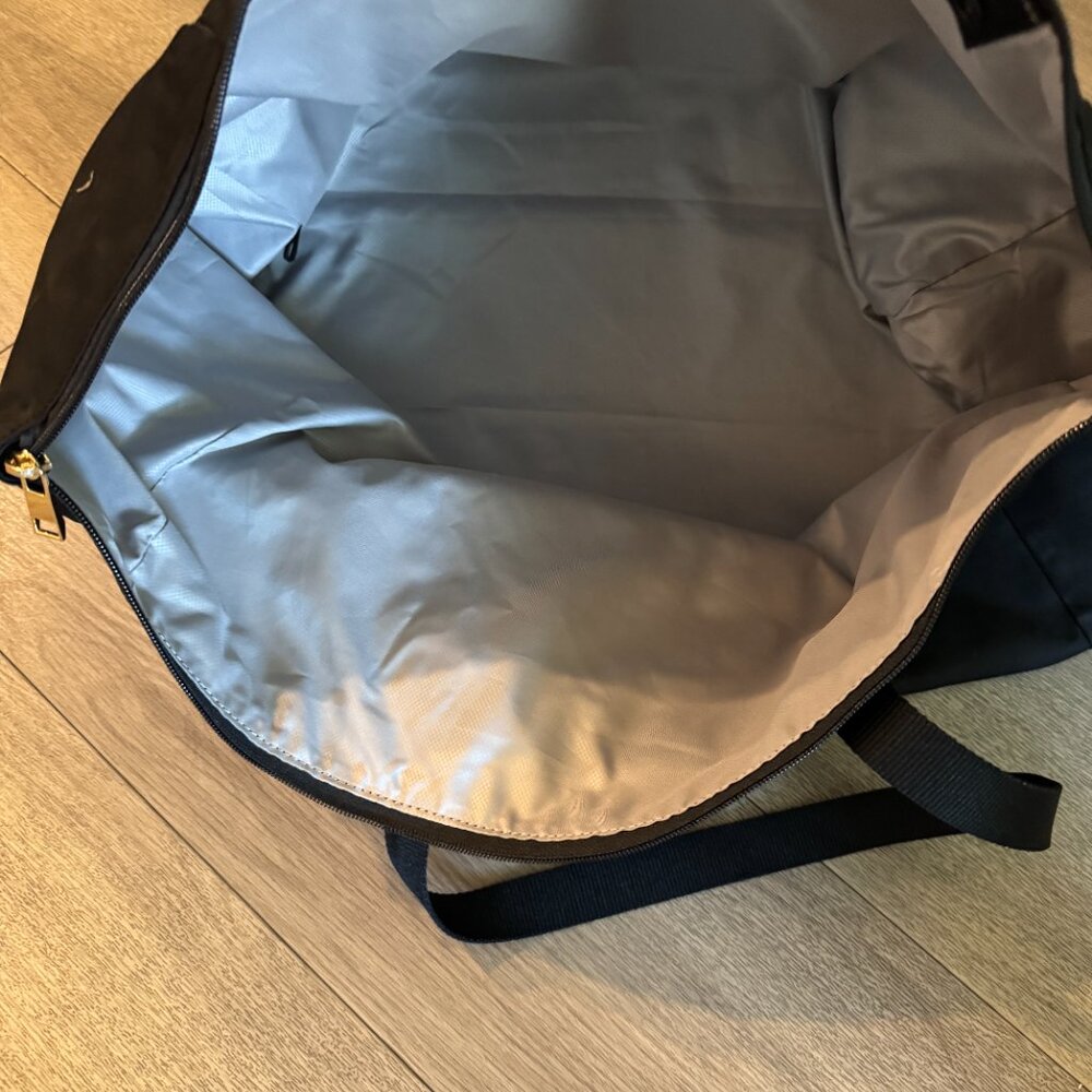 Voyageur Just in Case Packable Nylon Tote - Picture 7 of 13